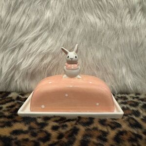 Charming Ceramic Bunny Butter Dish - Peach